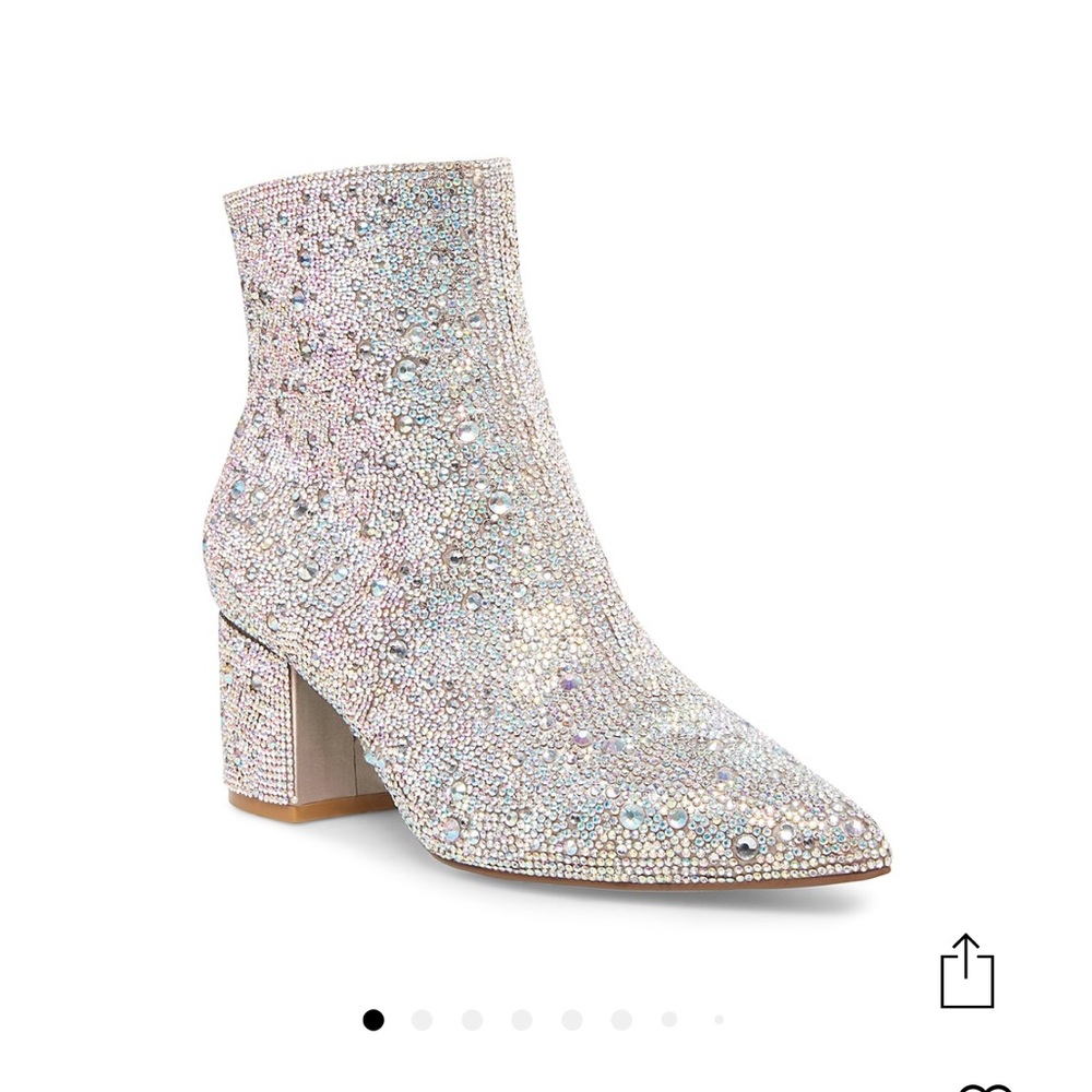 Betsey Johnson Kyla Bootie ✨
